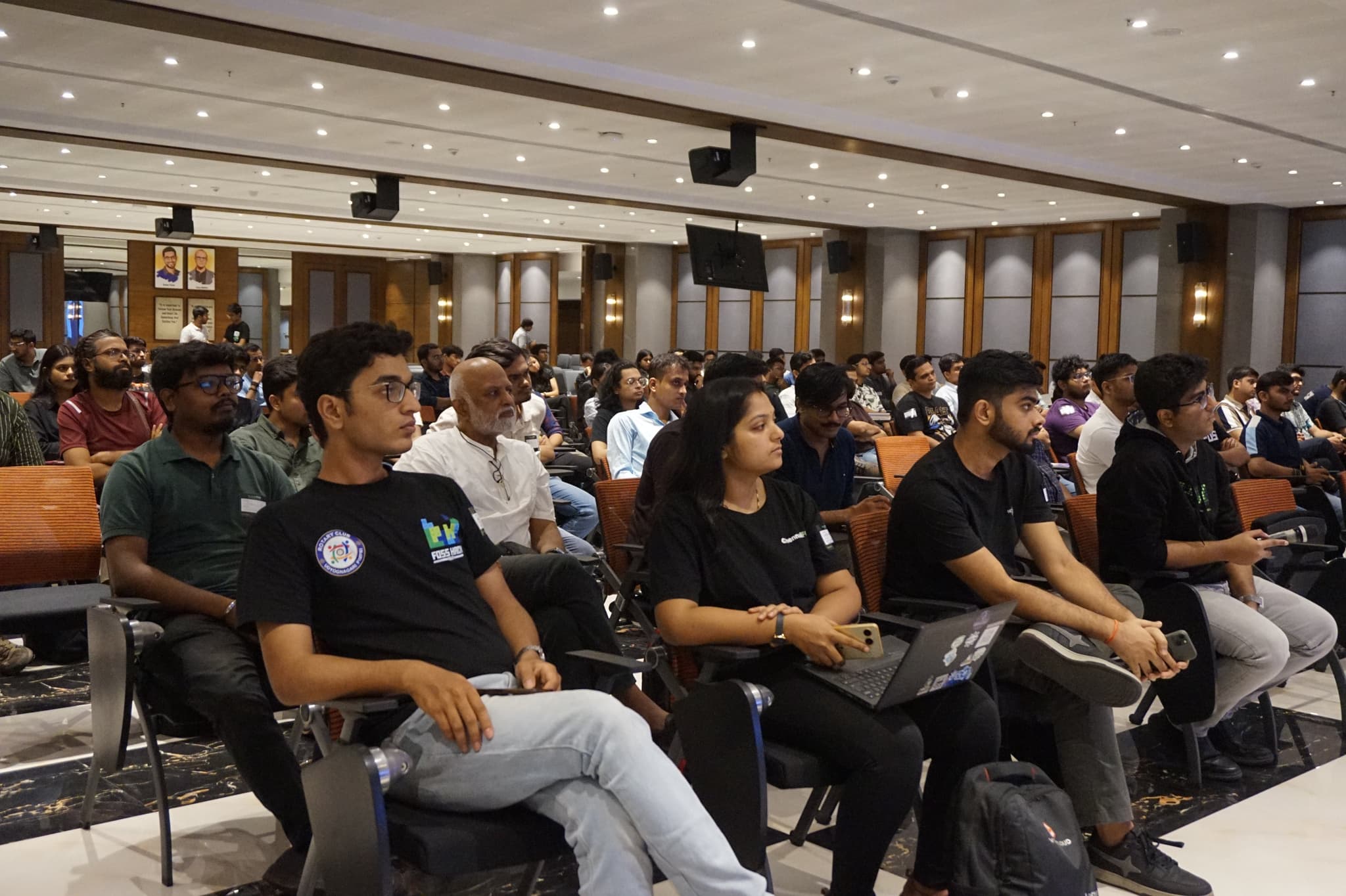 FOSS Club Community Meeting